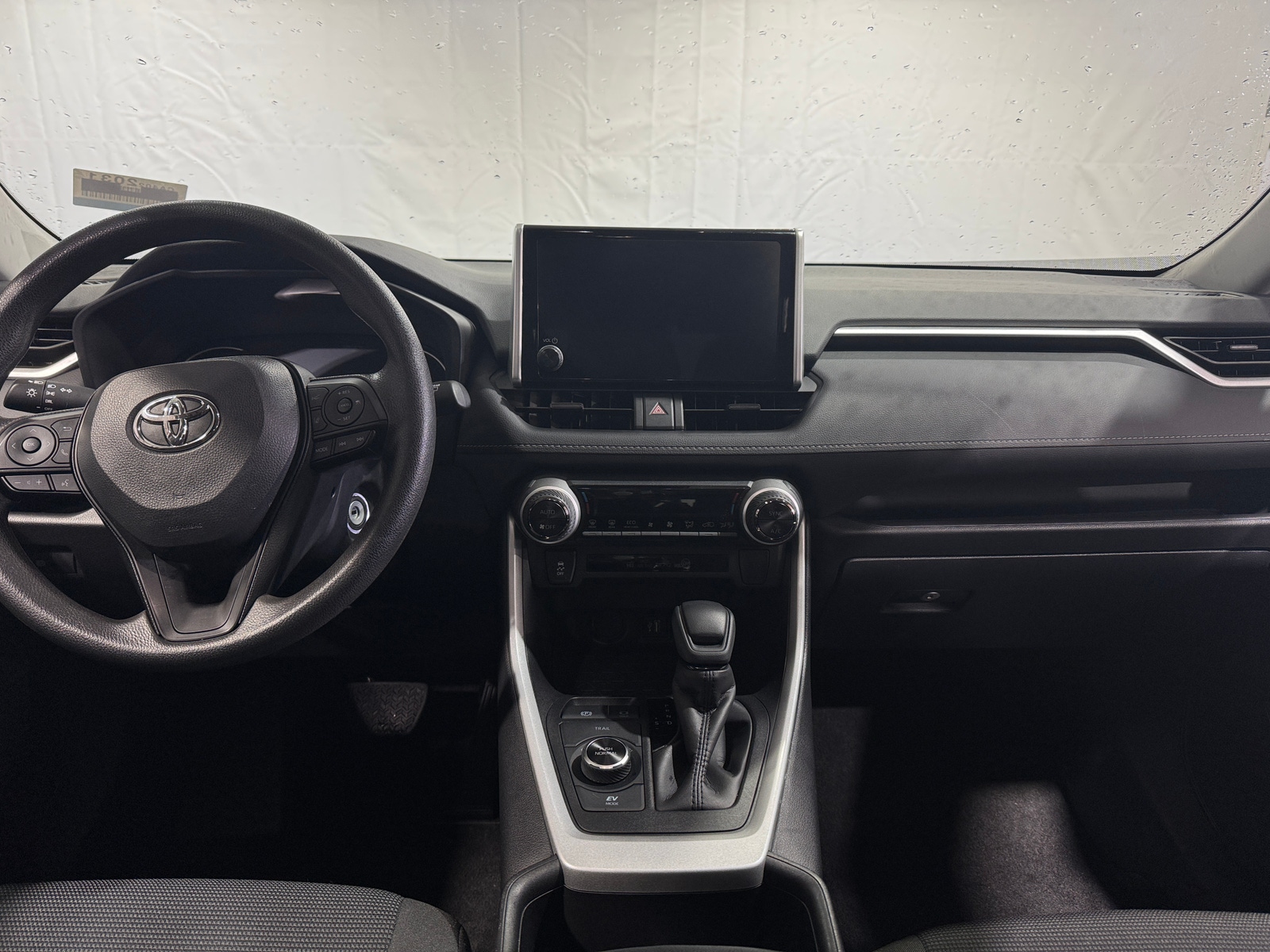 Thumbnail: 2025 Toyota RAV4 - 3