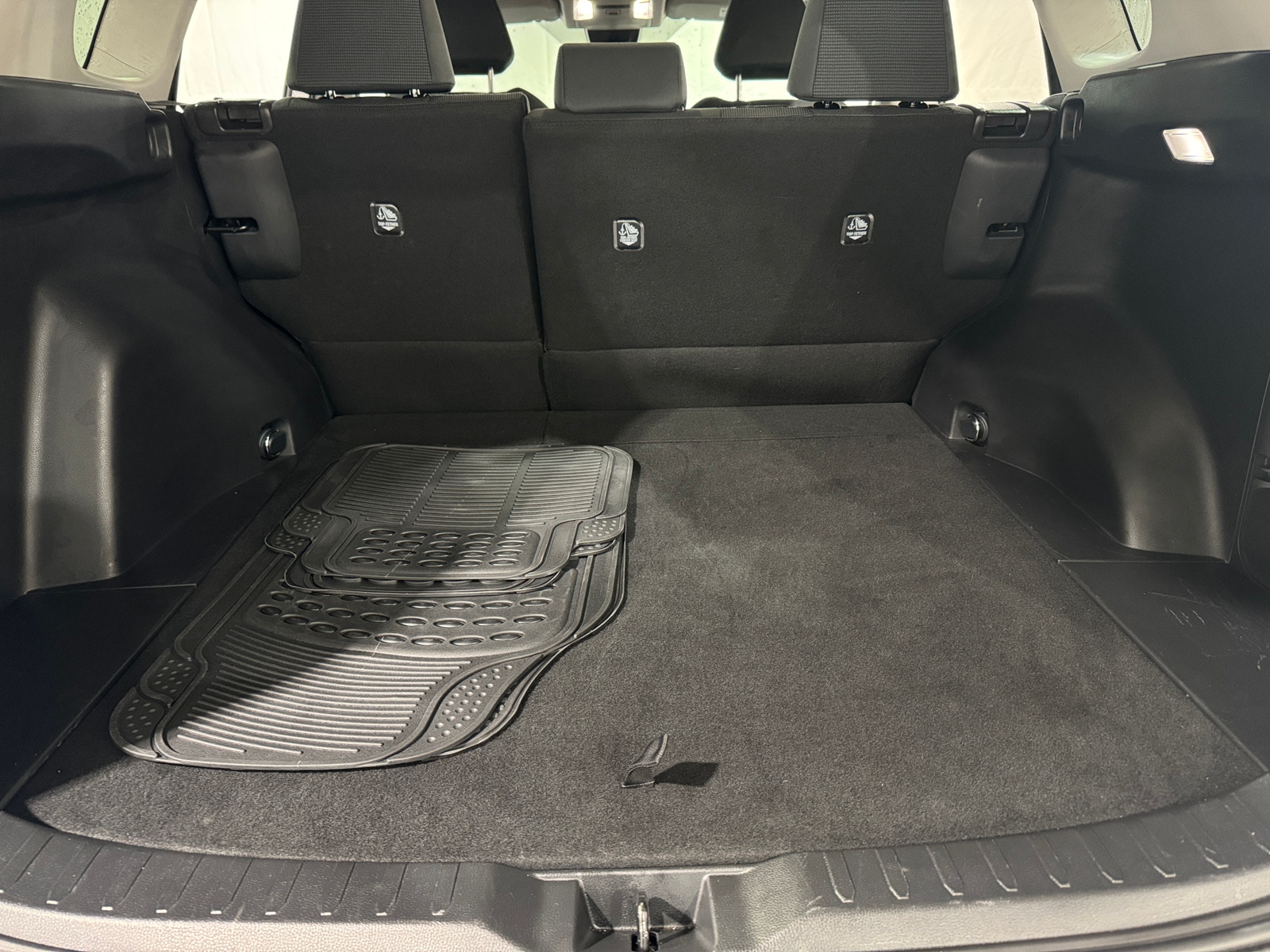 Thumbnail: 2025 Toyota RAV4 - 7