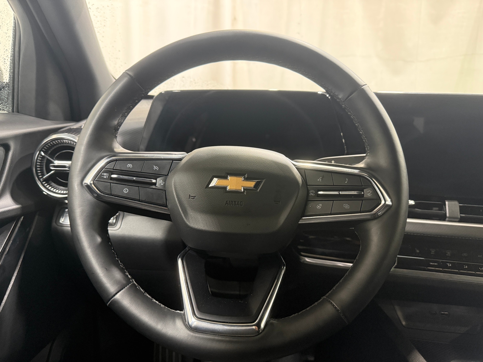 Thumbnail: 2025 Chevrolet Equinox - 5