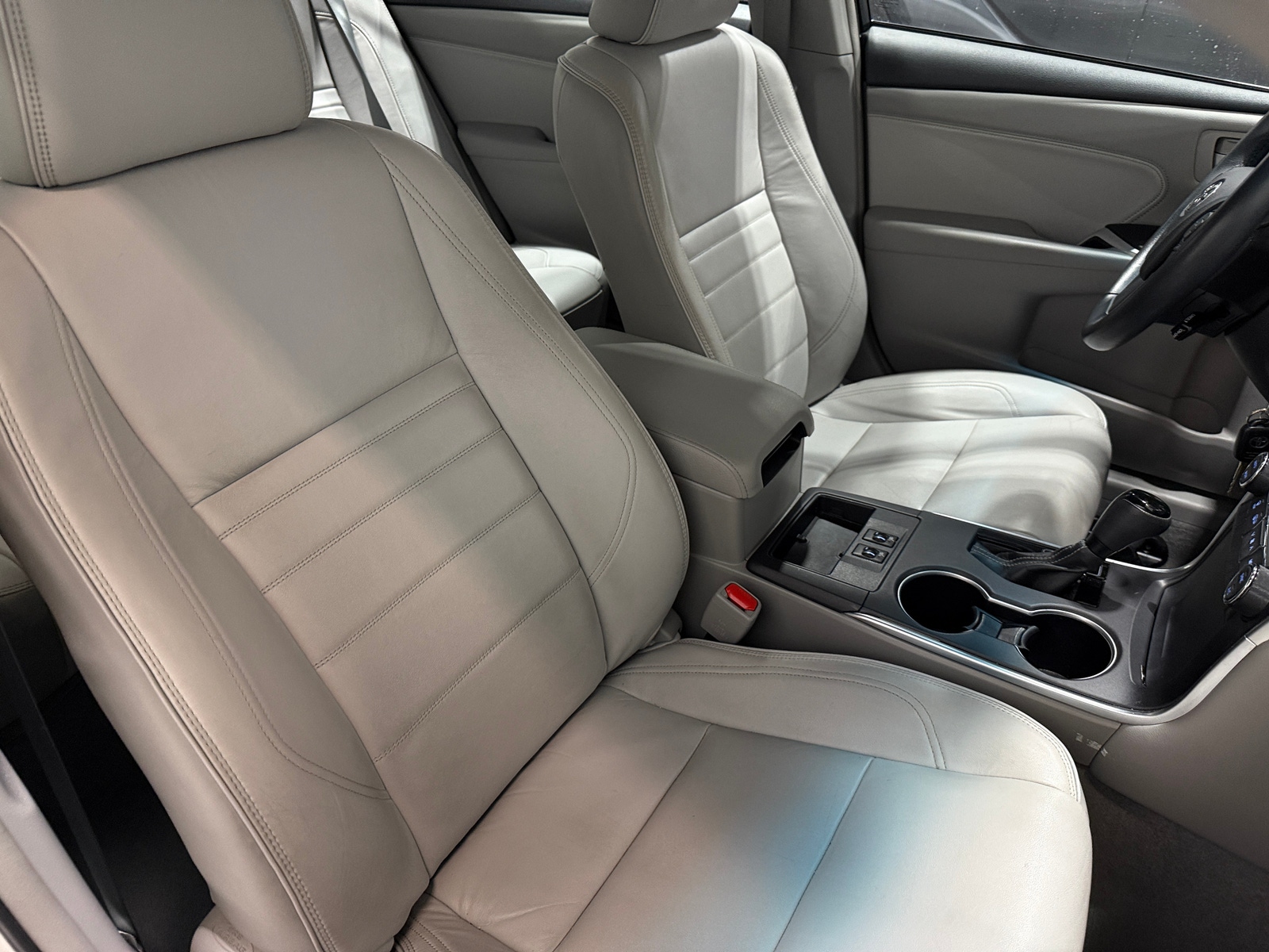 Thumbnail: 2017 Toyota Camry - 2