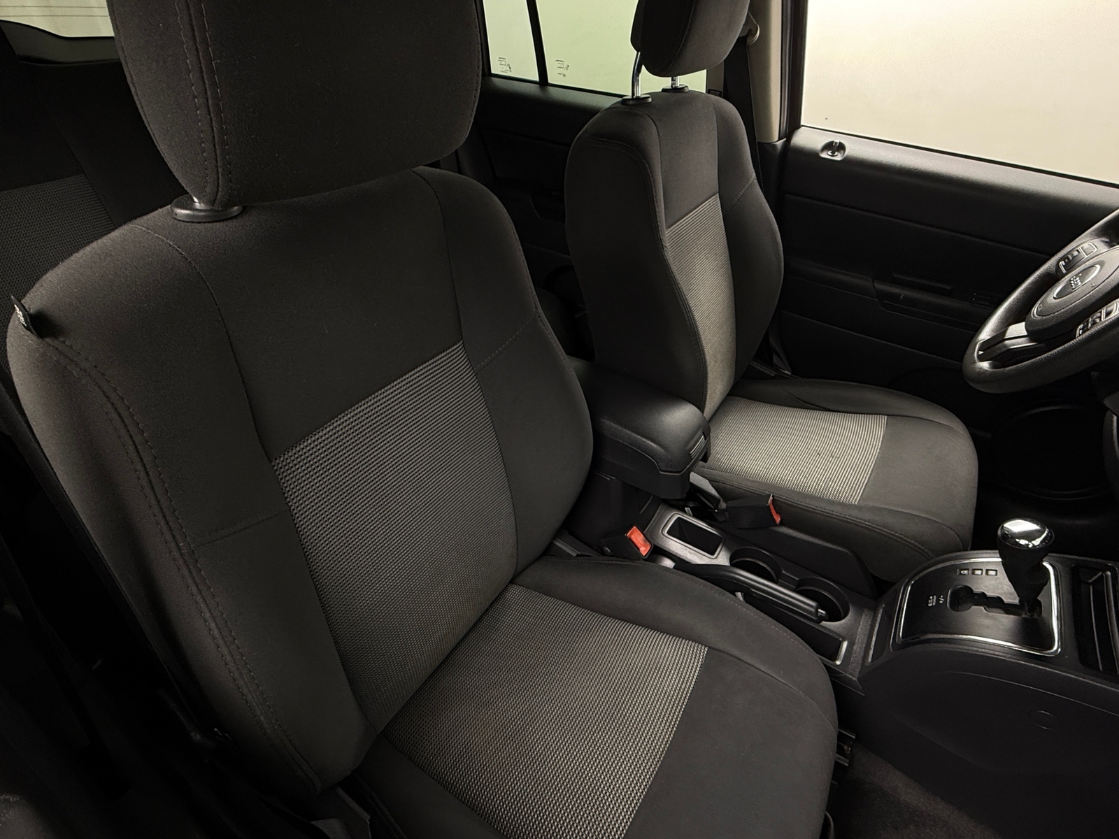 Thumbnail: 2017 Jeep Compass - 2