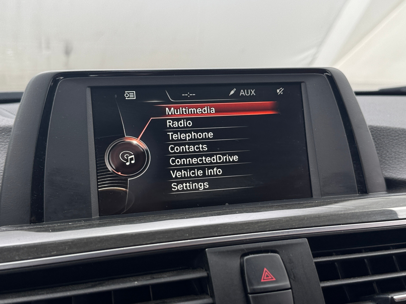 Thumbnail: 2016 BMW 3 Series - 3