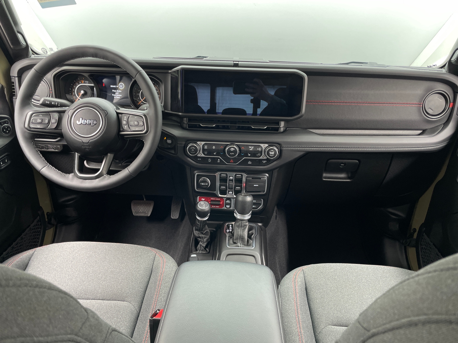 Thumbnail: 2025 Jeep Gladiator - 3