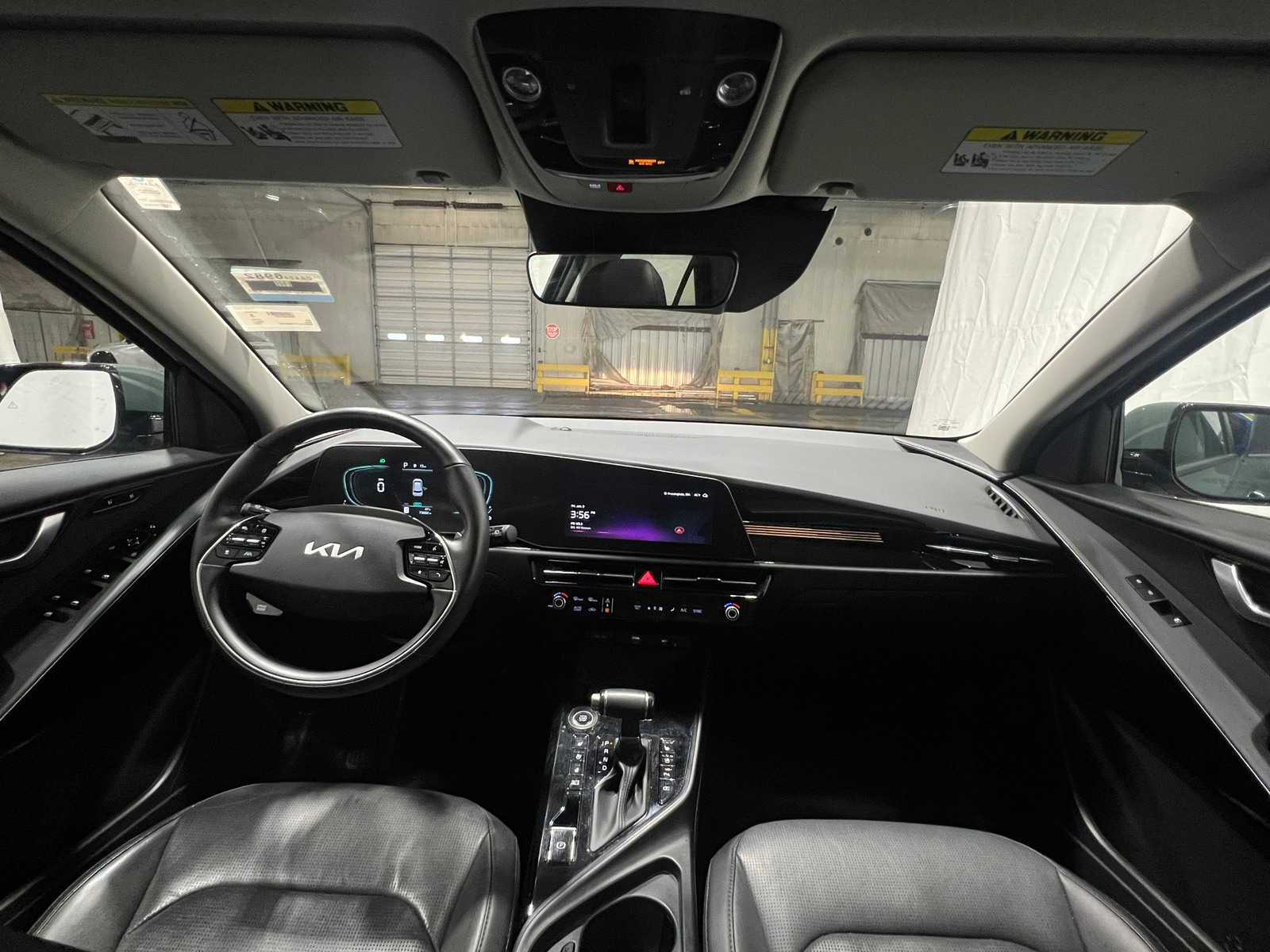 Thumbnail: 2023 Kia Niro - 2