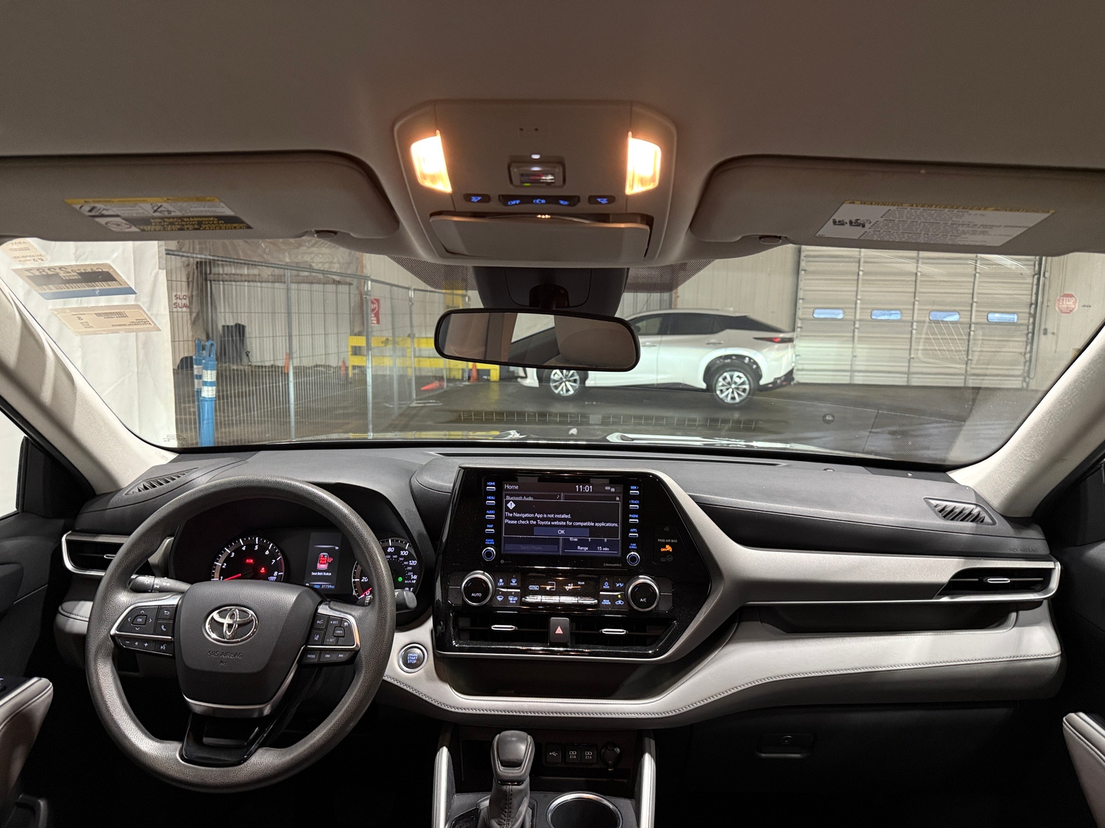 Thumbnail: 2020 Toyota Highlander - 3