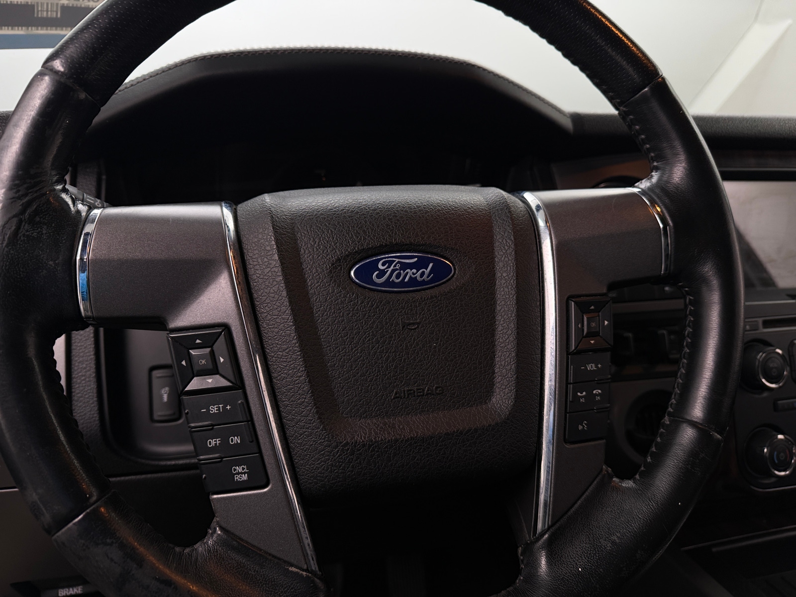 Thumbnail: 2017 Ford Expedition - 4