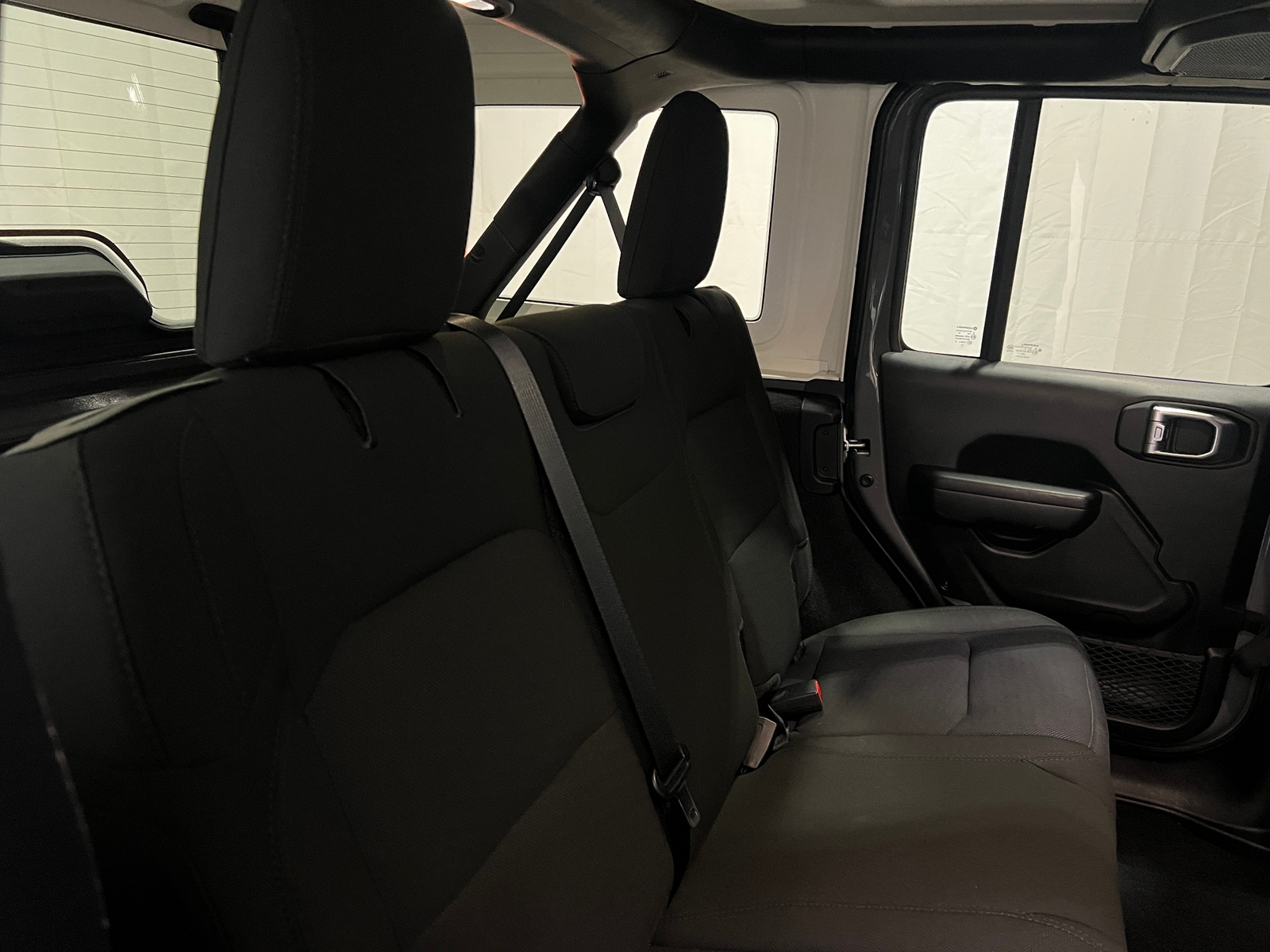 Thumbnail: 2021 Jeep Wrangler - 6