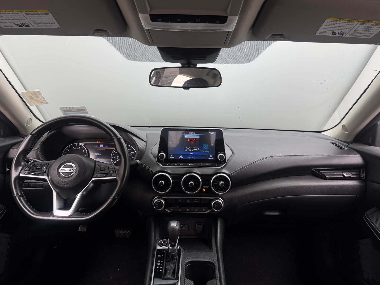 Thumbnail: 2022 Nissan Sentra - 3