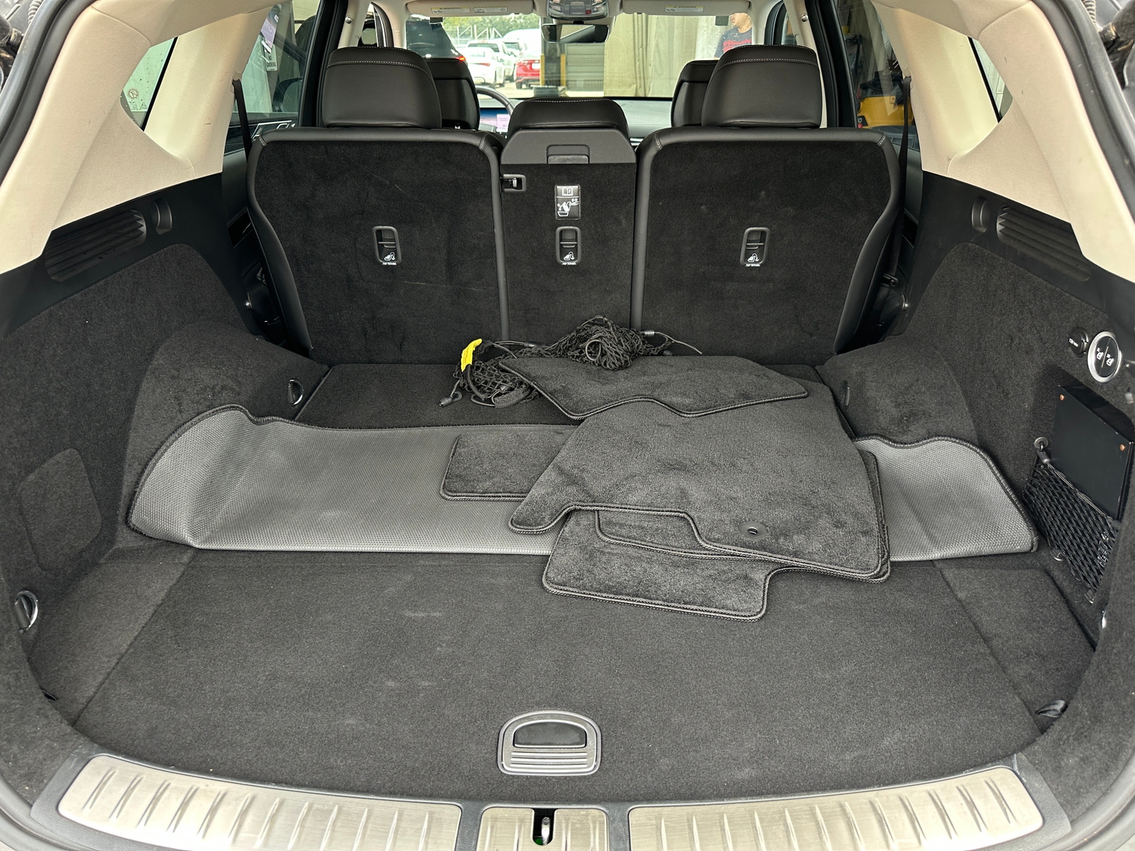 Thumbnail: 2025 Genesis GV80 - 6