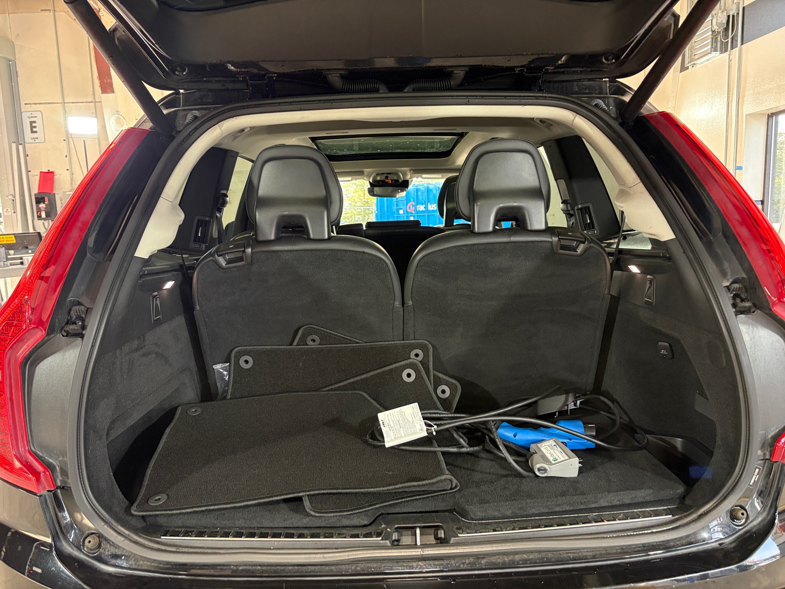 Thumbnail: 2020 Volvo XC90 - 6