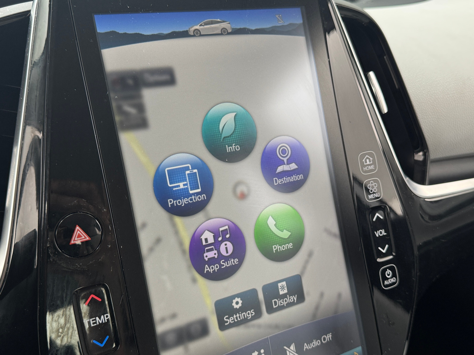 Thumbnail: 2022 Toyota Prius - 3