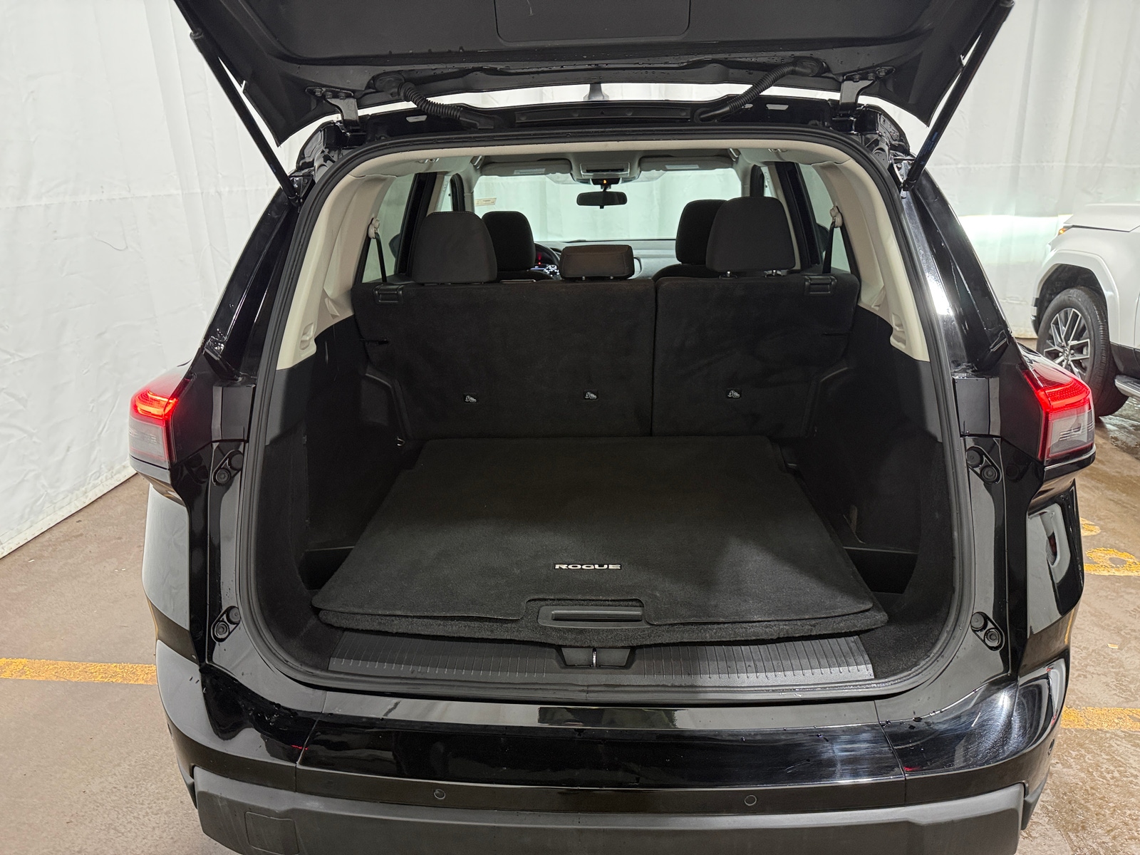 Thumbnail: 2024 Nissan Rogue - 7