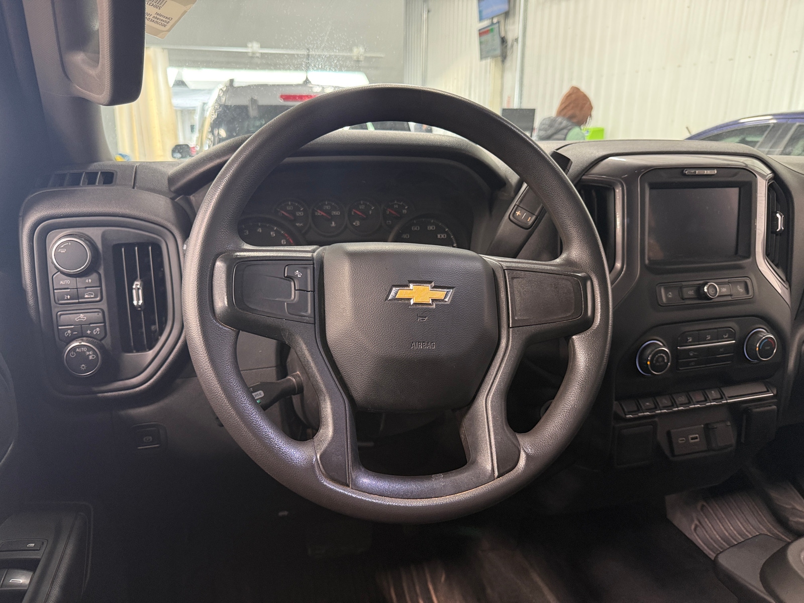 Thumbnail: 2024 Chevrolet Silverado 1500 - 5