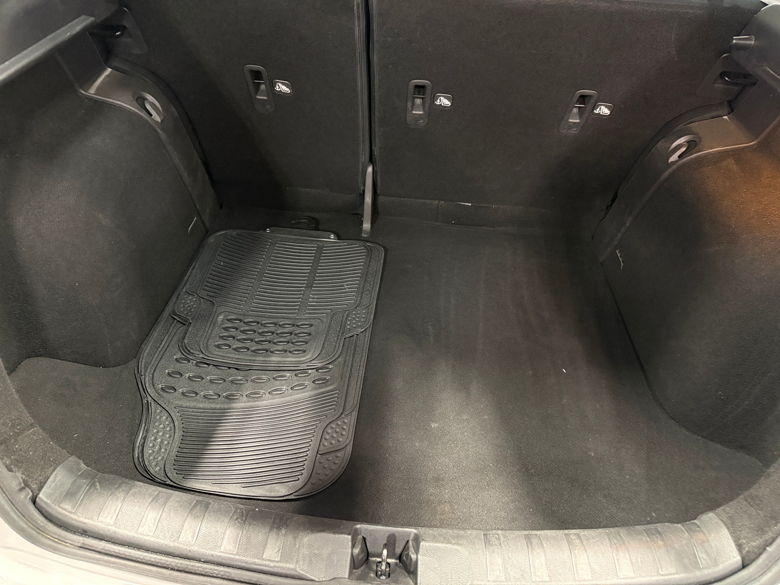 Thumbnail: 2023 Nissan Kicks - 7