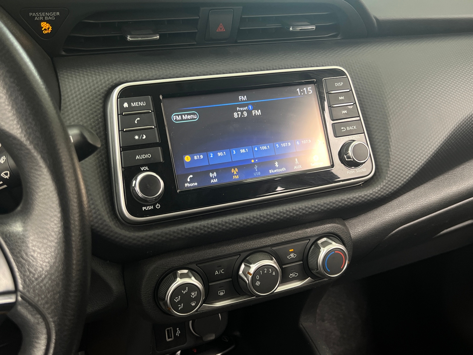 Thumbnail: 2023 Nissan Kicks - 4