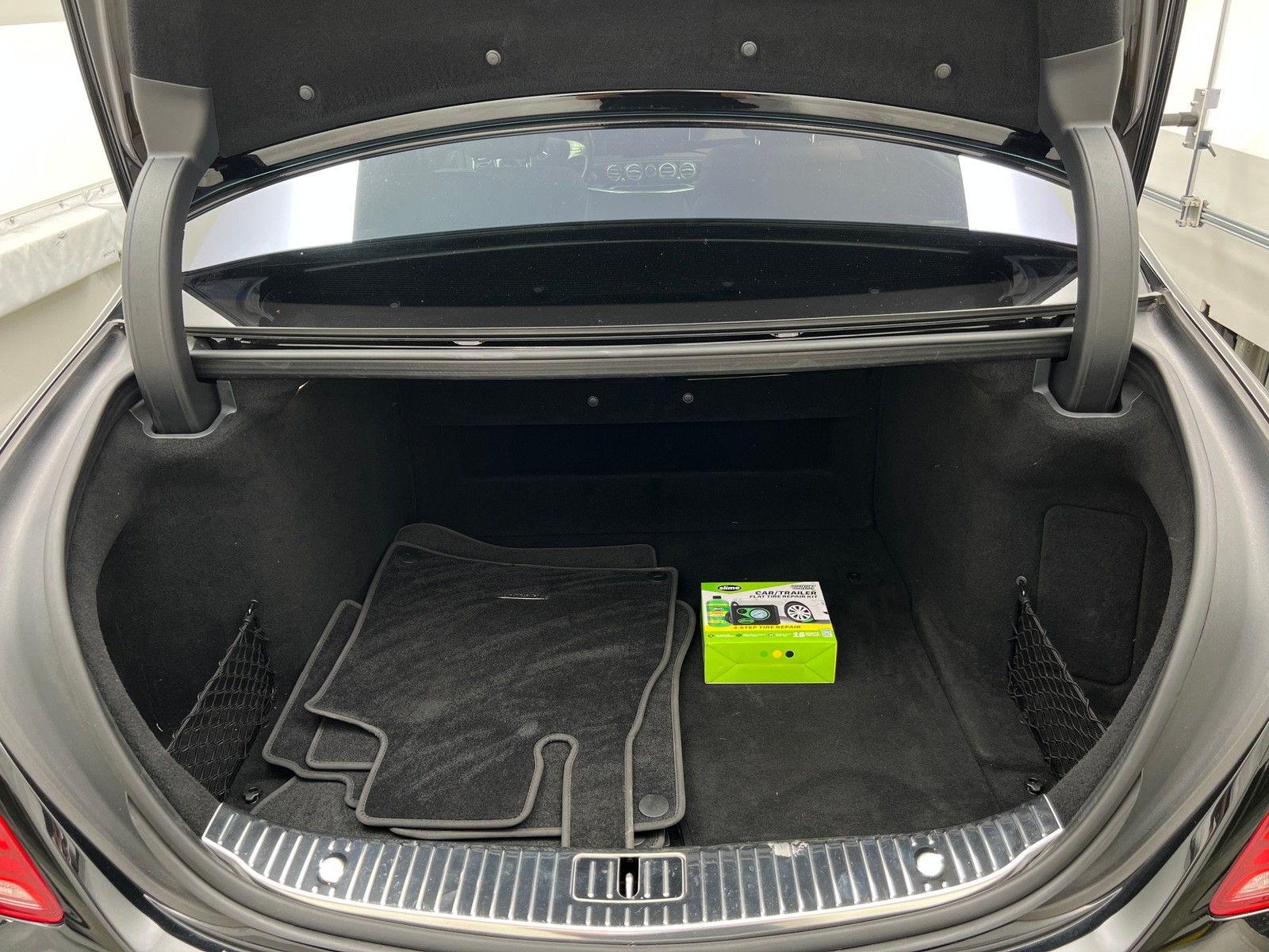 Thumbnail: 2016 Mercedes-Benz S-Class - 6