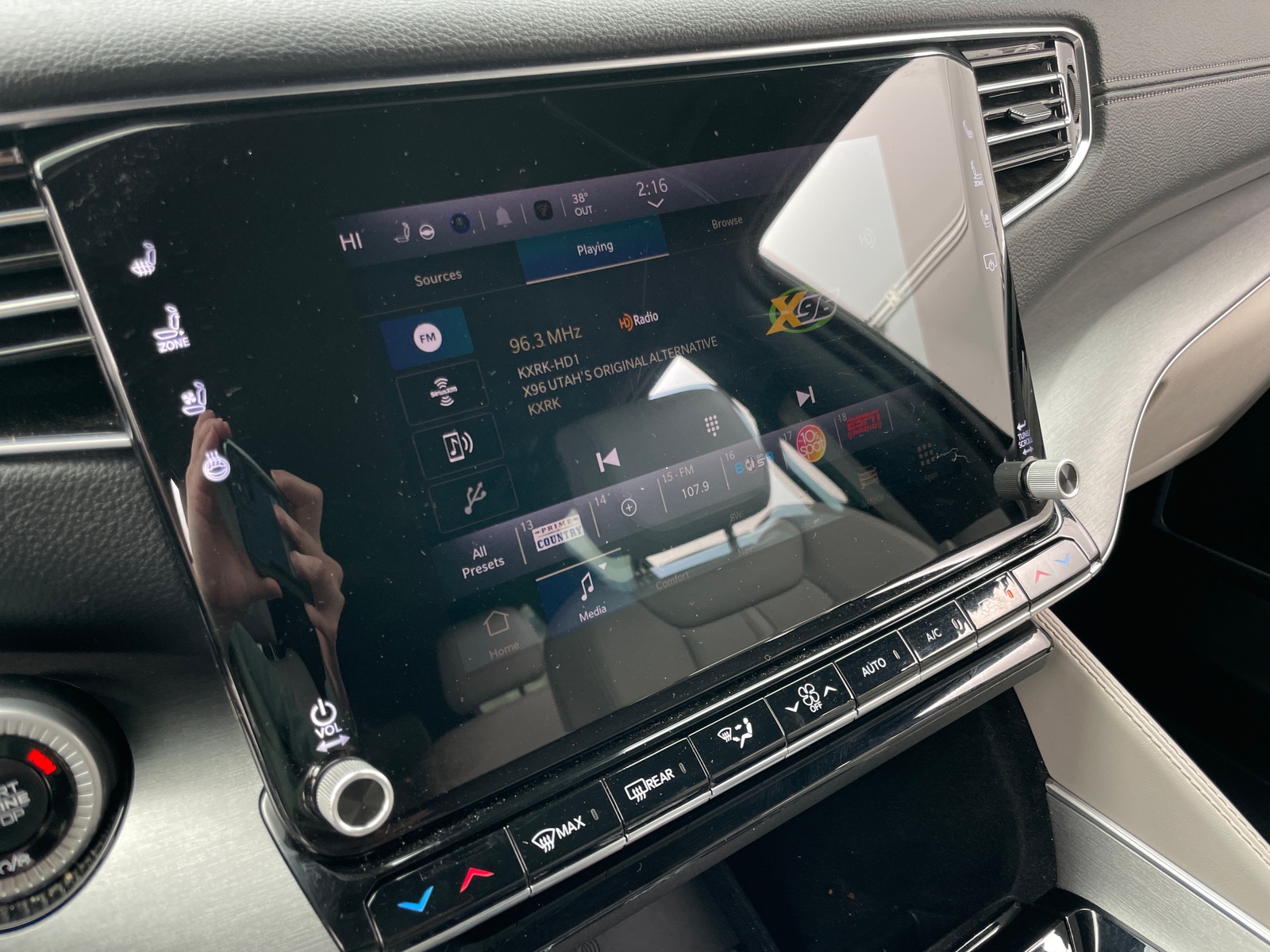 Thumbnail: 2025 Jeep Wagoneer - 3