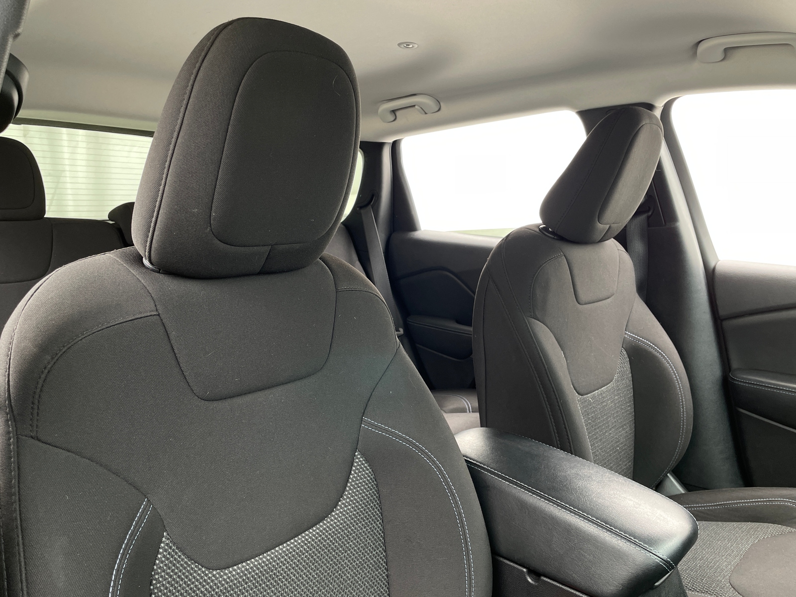 Thumbnail: 2020 Jeep Cherokee - 2