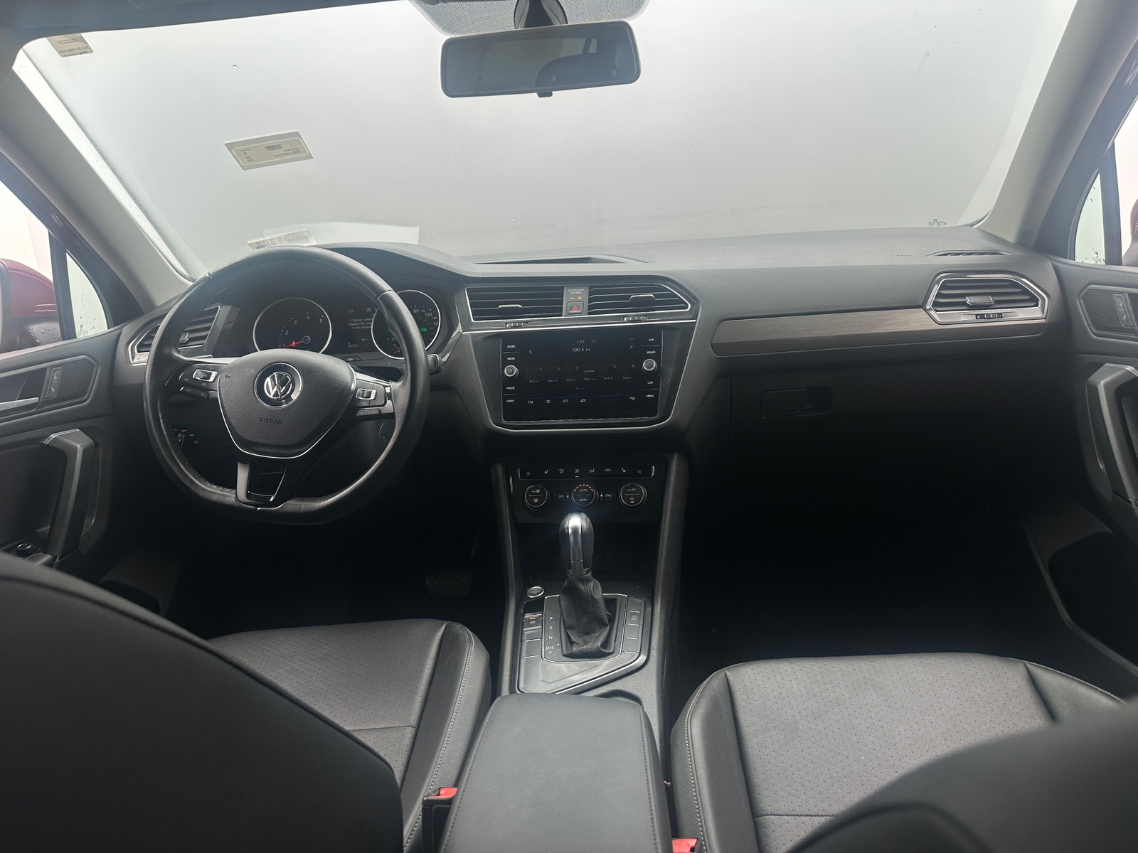 Thumbnail: 2019 Volkswagen Tiguan - 2