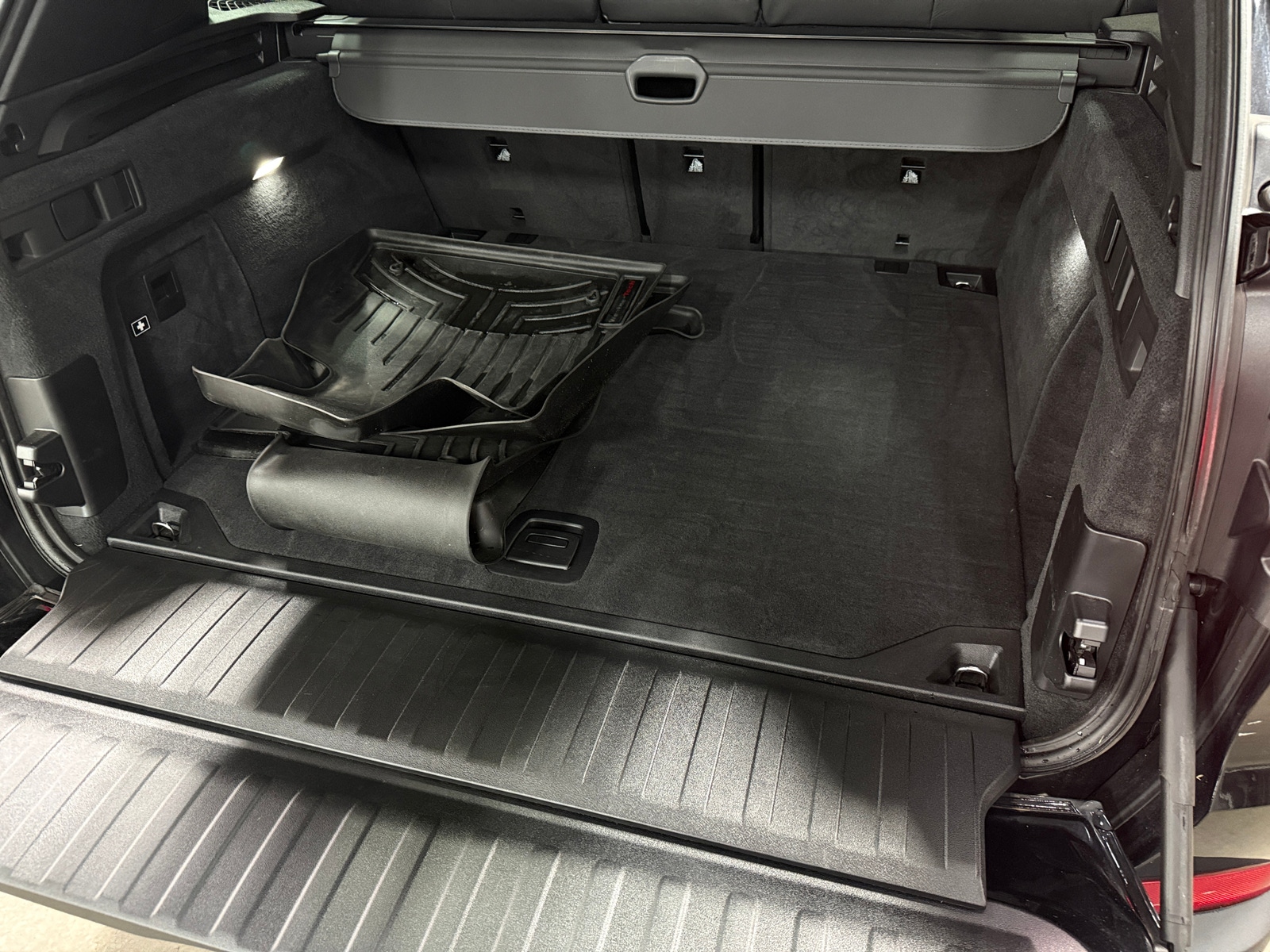 Thumbnail: 2021 BMW X5 - 6