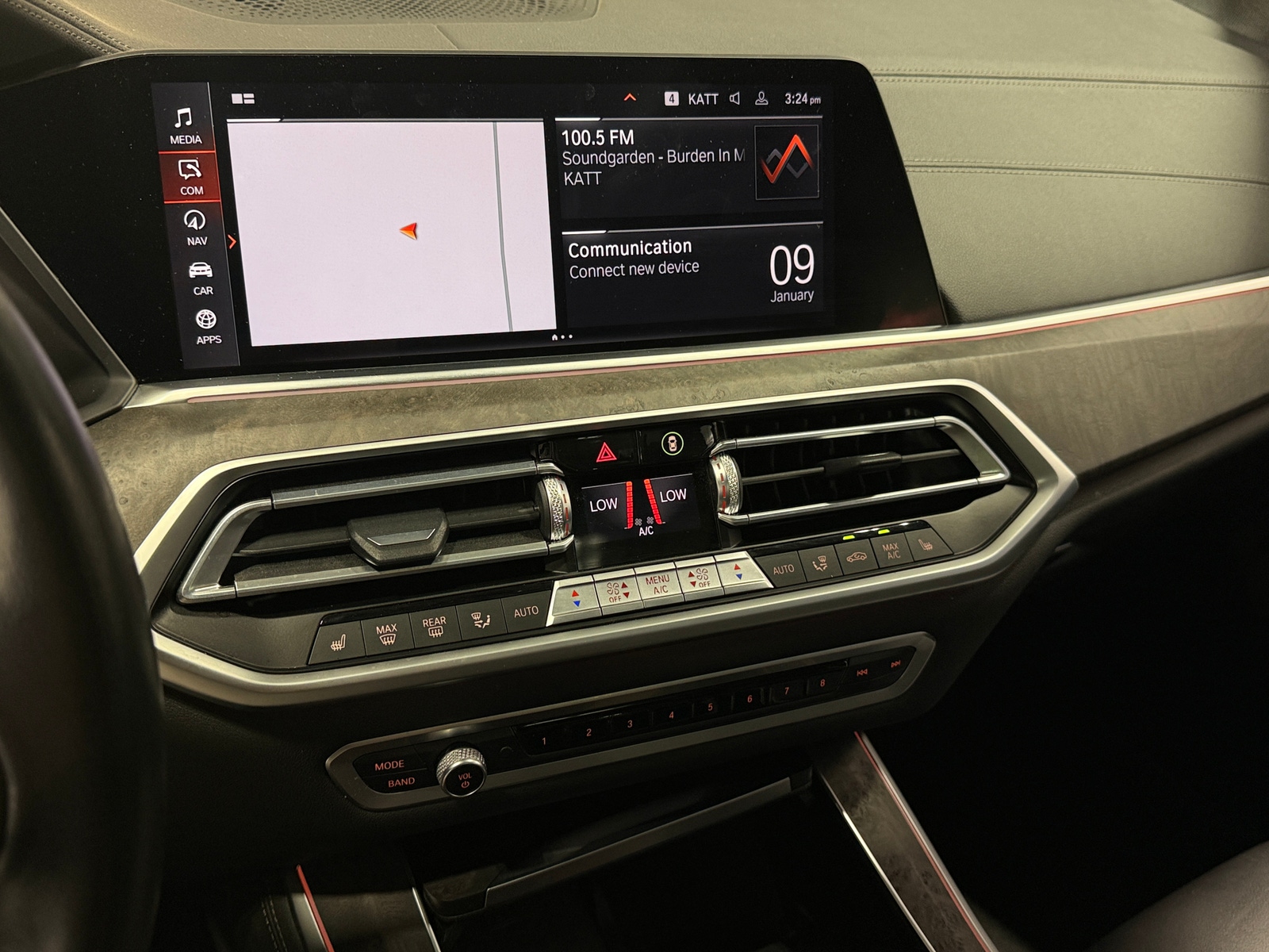 Thumbnail: 2021 BMW X5 - 3