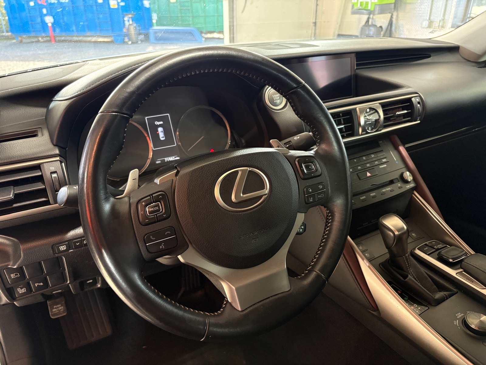 Thumbnail: 2018 Lexus IS - 4