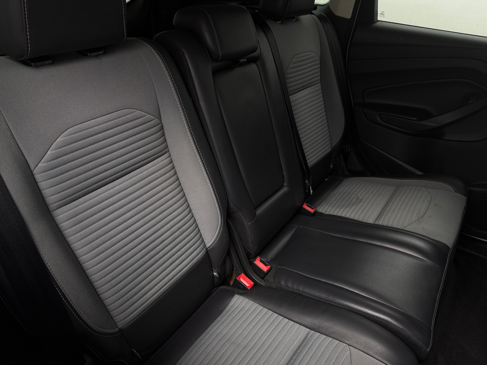 Thumbnail: 2019 Ford Escape - 6