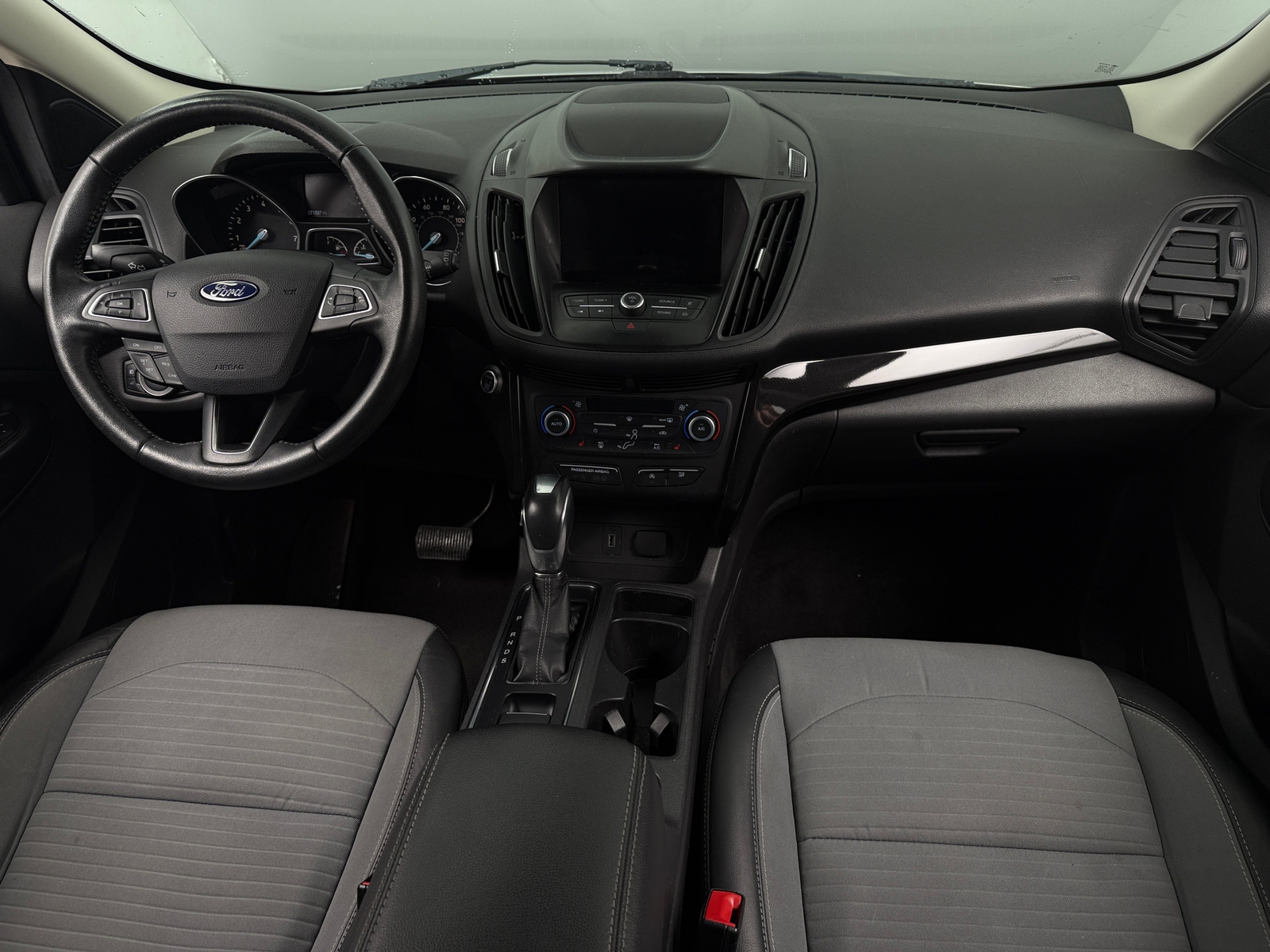 Thumbnail: 2019 Ford Escape - 3