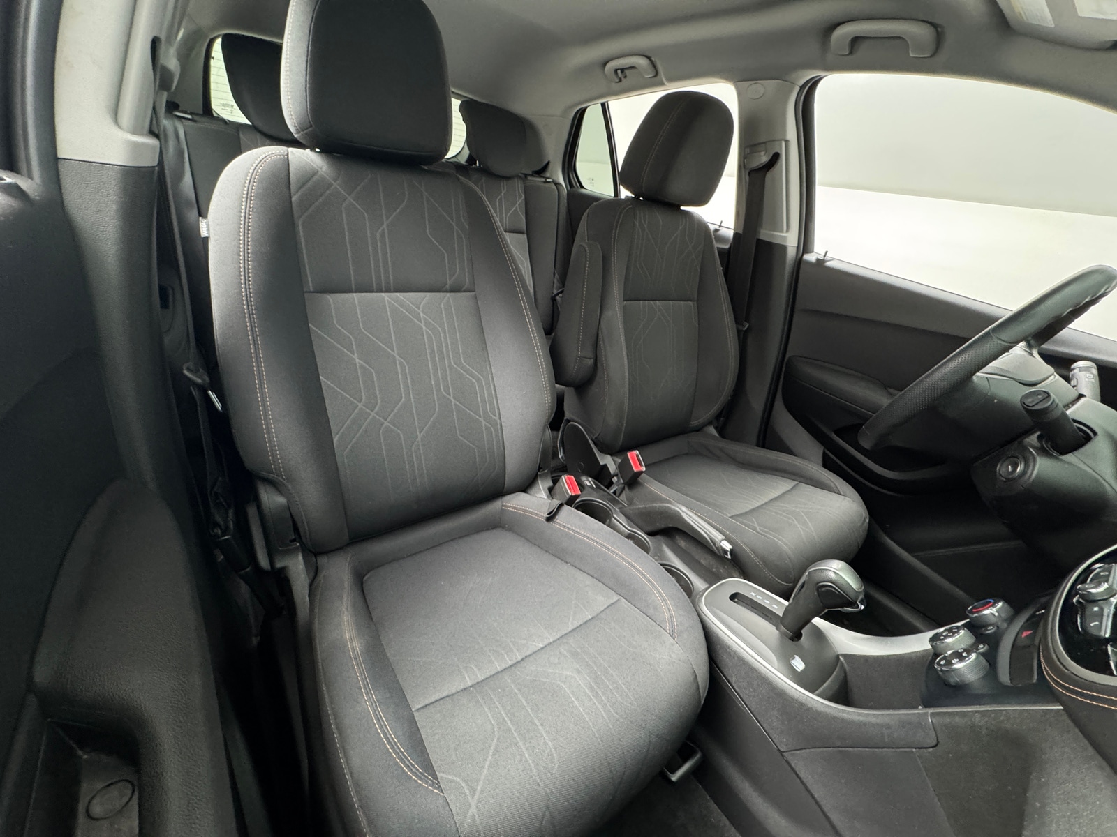 Thumbnail: 2019 Chevrolet Trax - 2