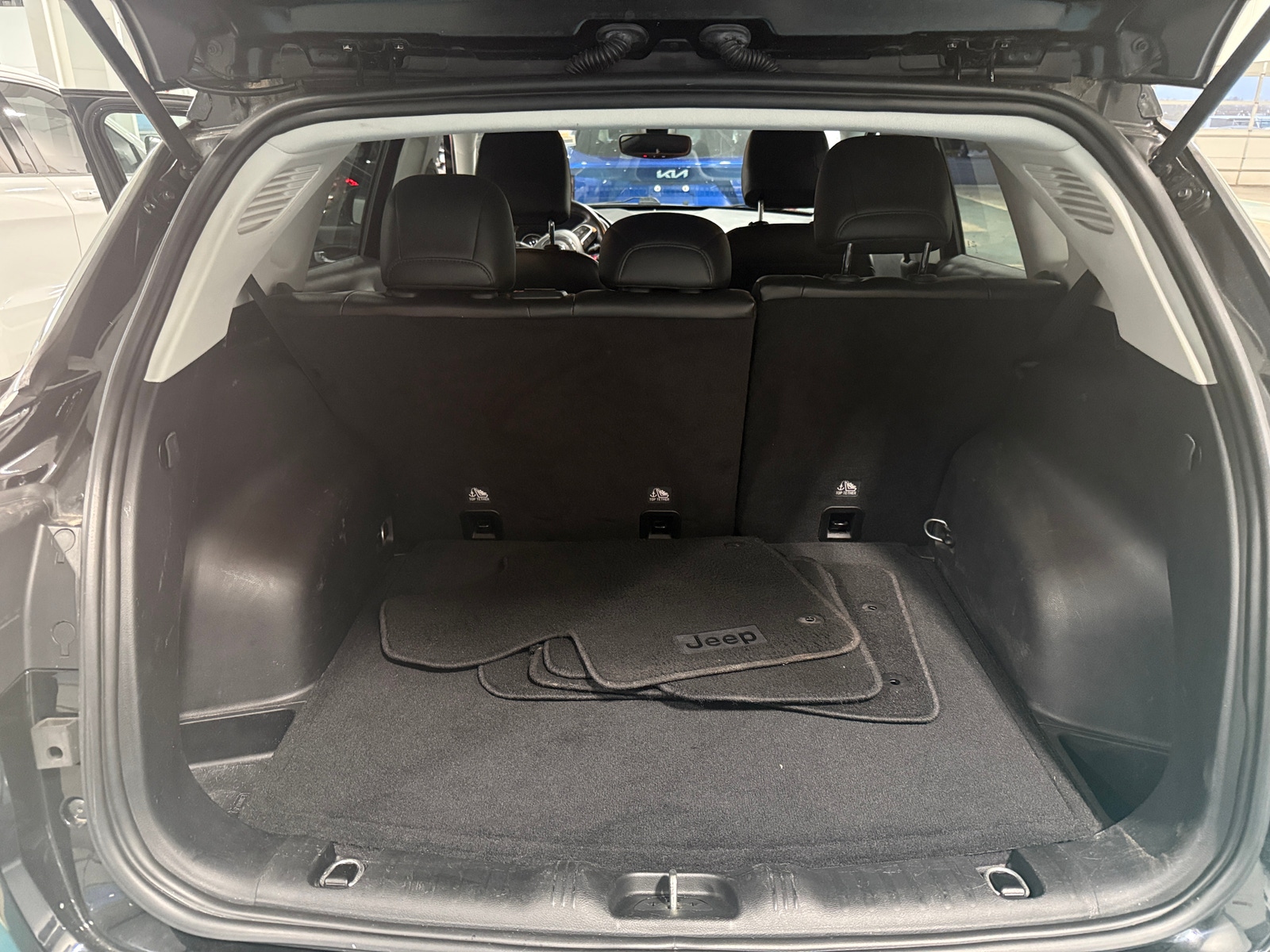 Thumbnail: 2019 Jeep Compass - 7