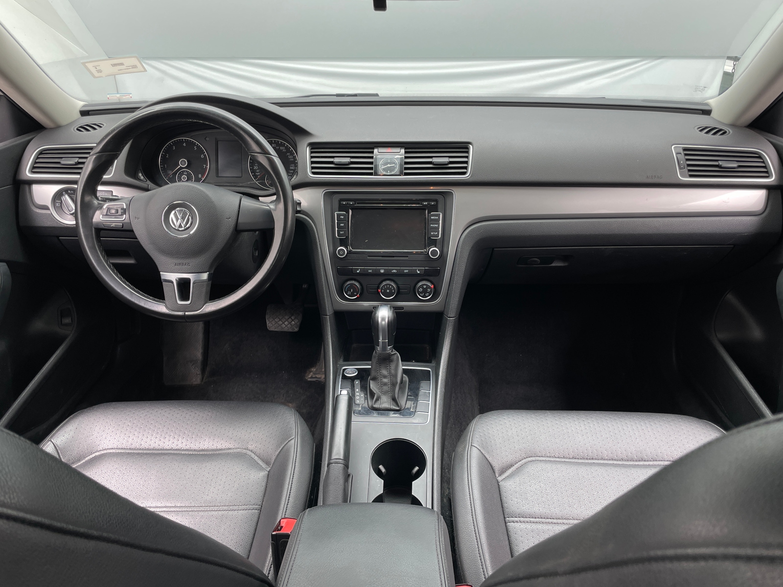 Thumbnail: 2015 Volkswagen Passat - 3