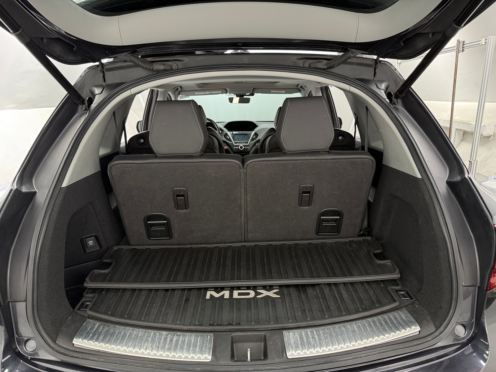 Thumbnail: 2020 Acura MDX - 6