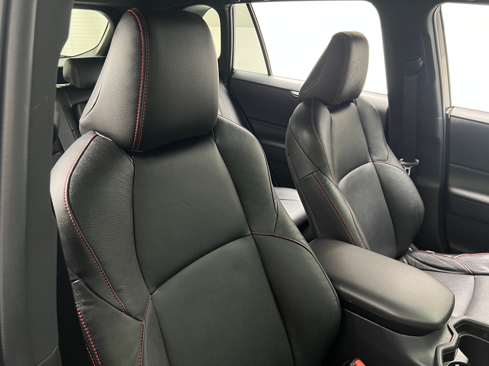 Thumbnail: 2021 Toyota RAV4 - 2