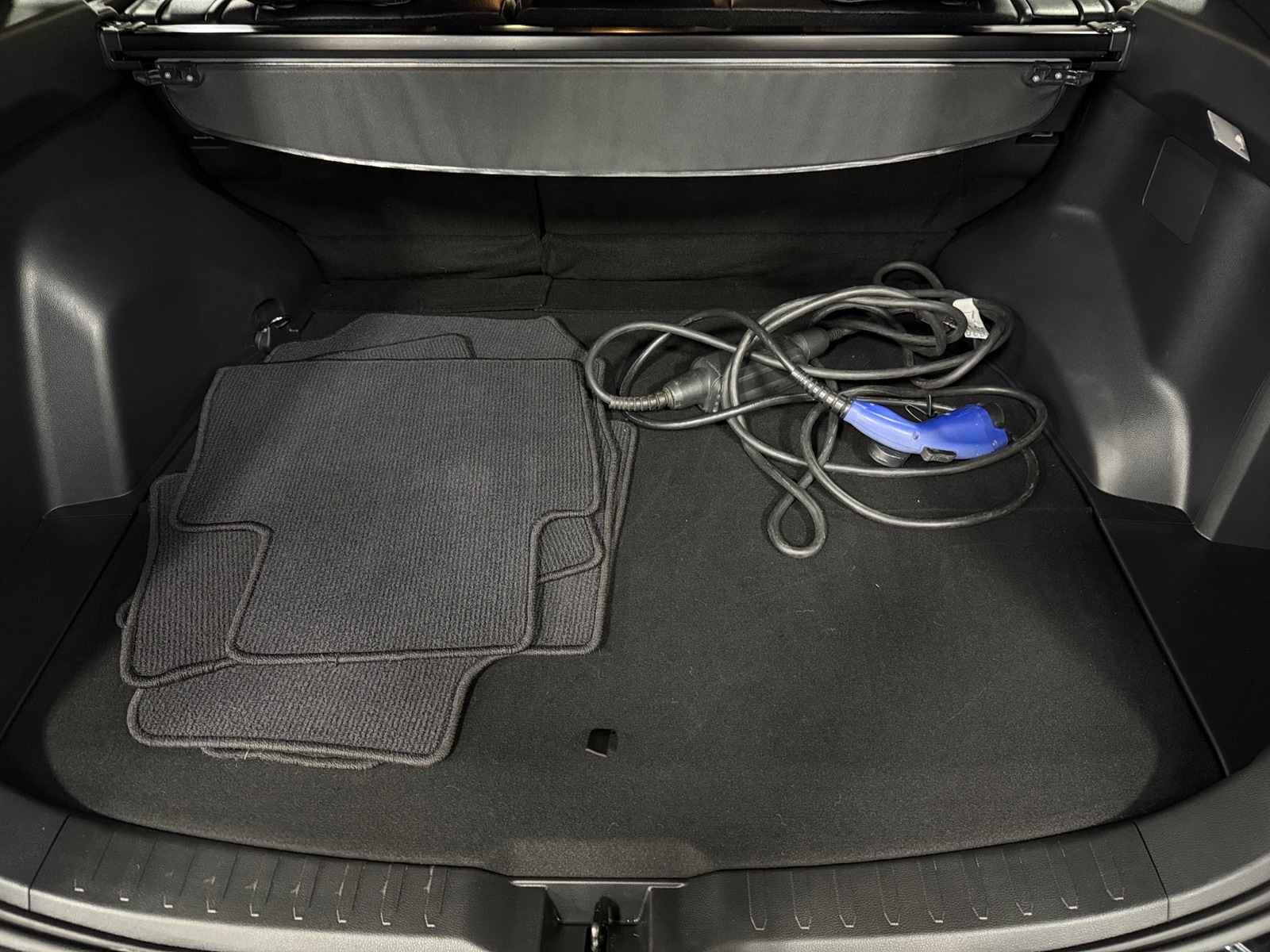 Thumbnail: 2021 Toyota RAV4 - 7