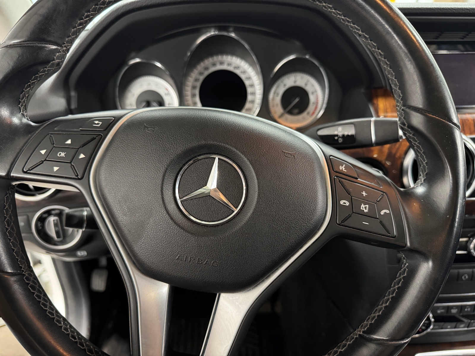 Thumbnail: 2013 Mercedes-Benz GLK - 4