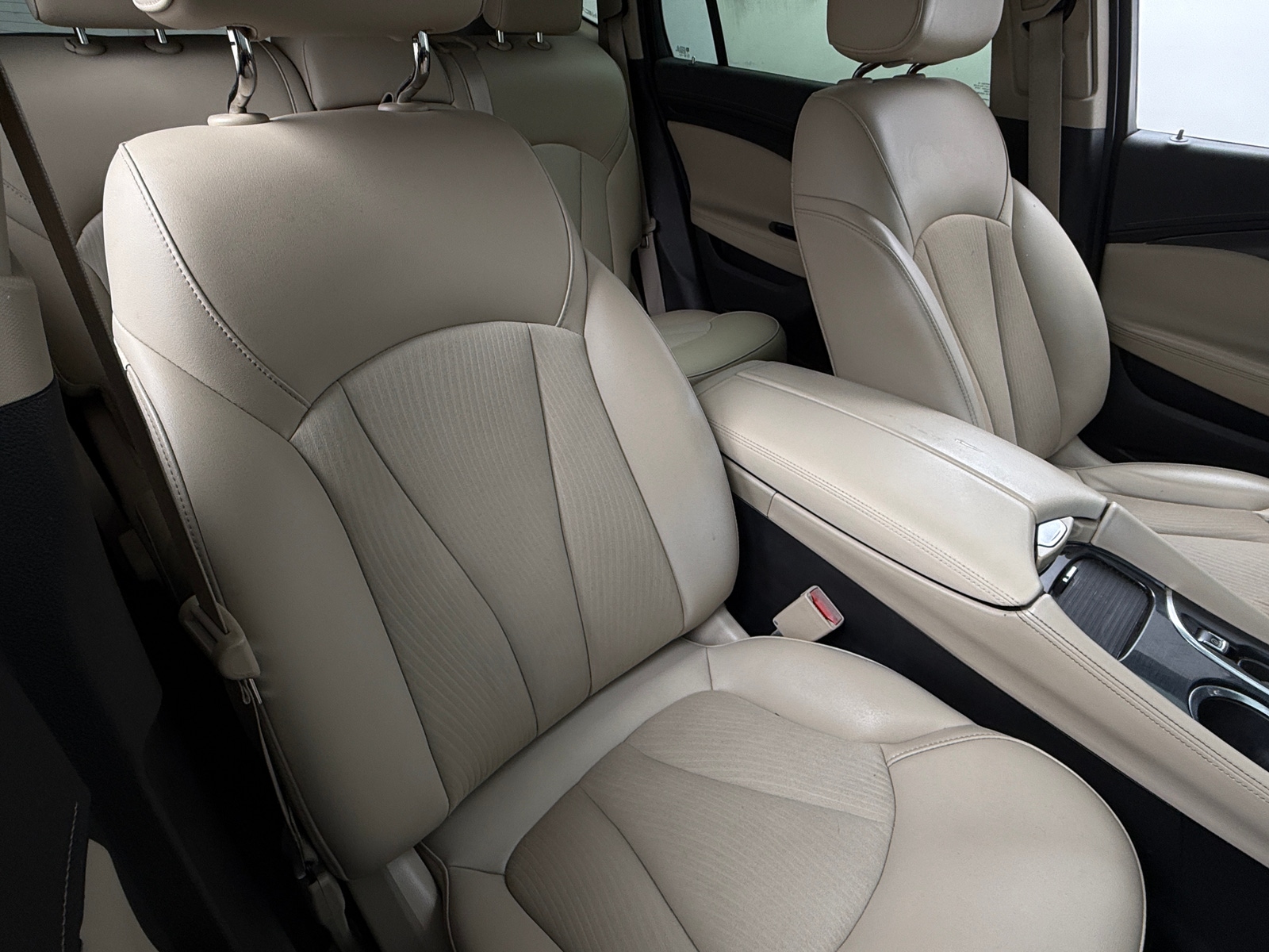 Thumbnail: 2017 Buick Envision - 2