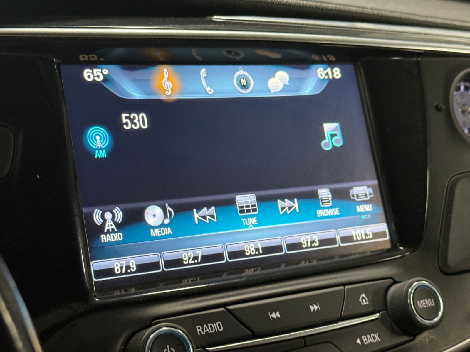 Thumbnail: 2017 Buick Envision - 4