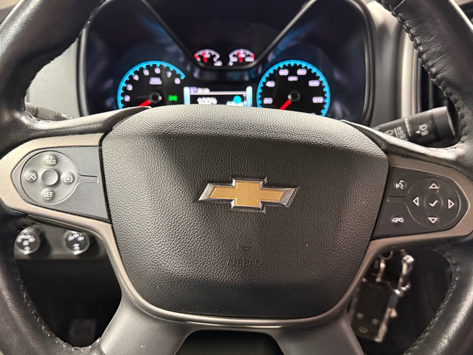 Thumbnail: 2016 Chevrolet Colorado - 4