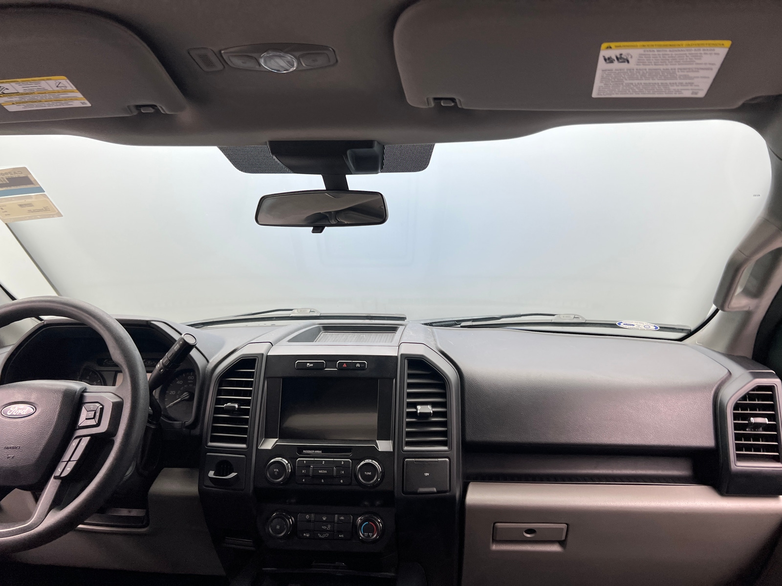 Thumbnail: 2019 Ford Econoline - 3