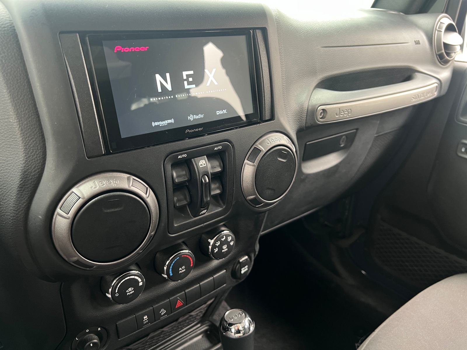 Thumbnail: 2018 Jeep Wrangler - 4