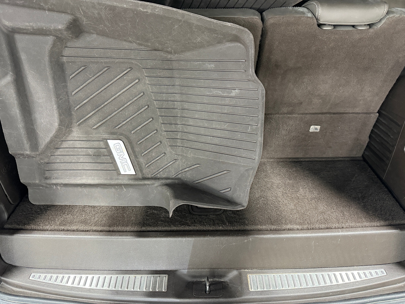 Thumbnail: 2019 GMC Yukon - 6