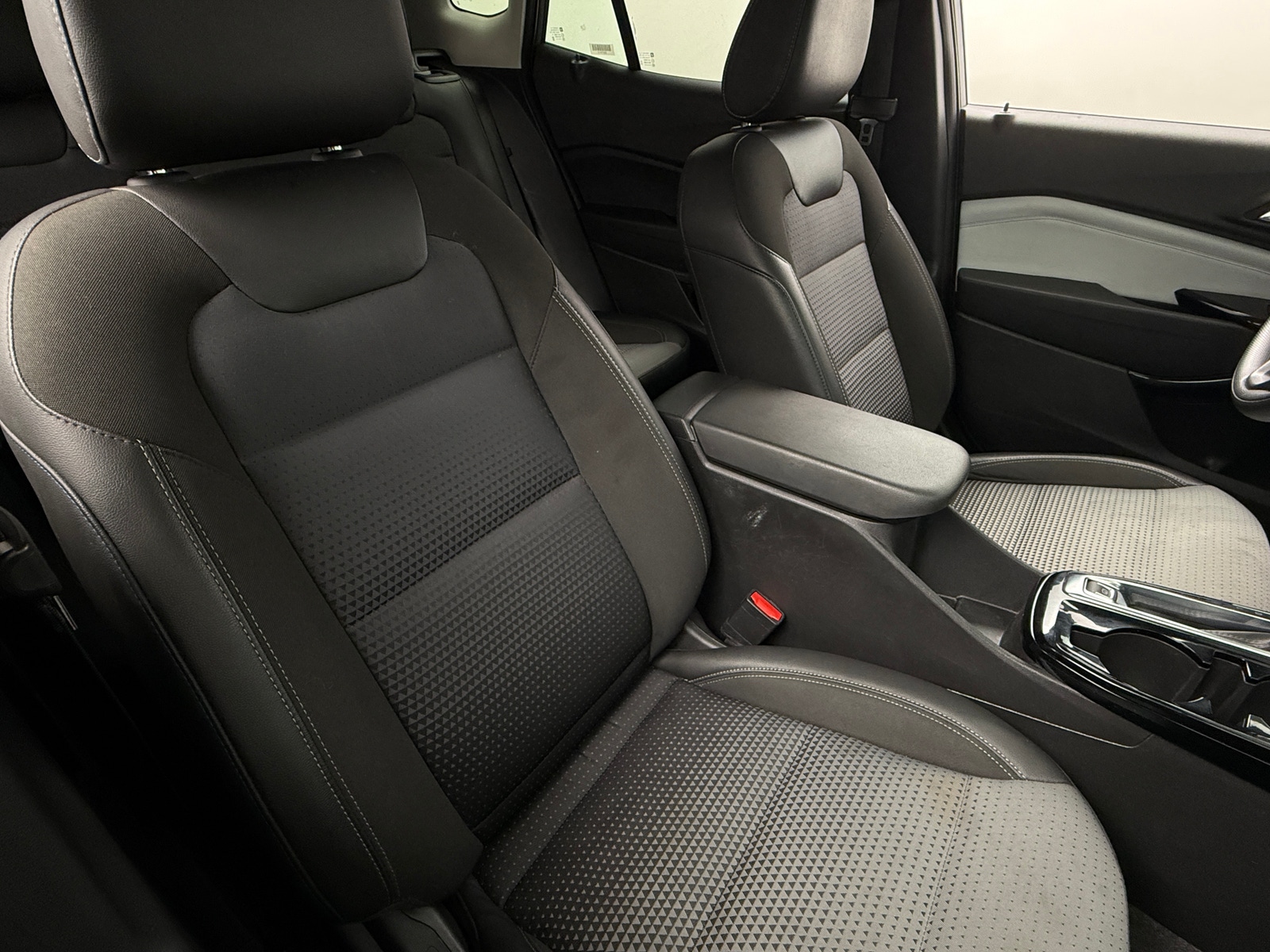 Thumbnail: 2024 Chevrolet Trax - 2