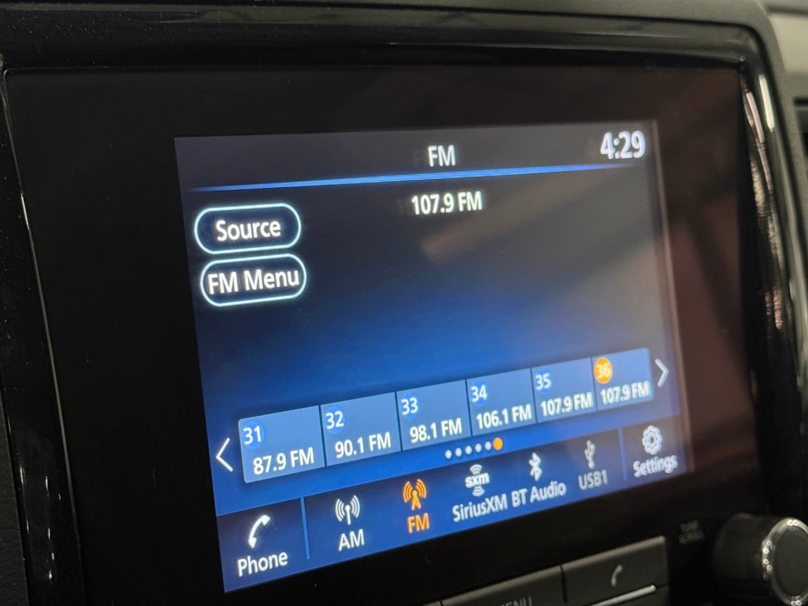 Thumbnail: 2023 Nissan Frontier - 4