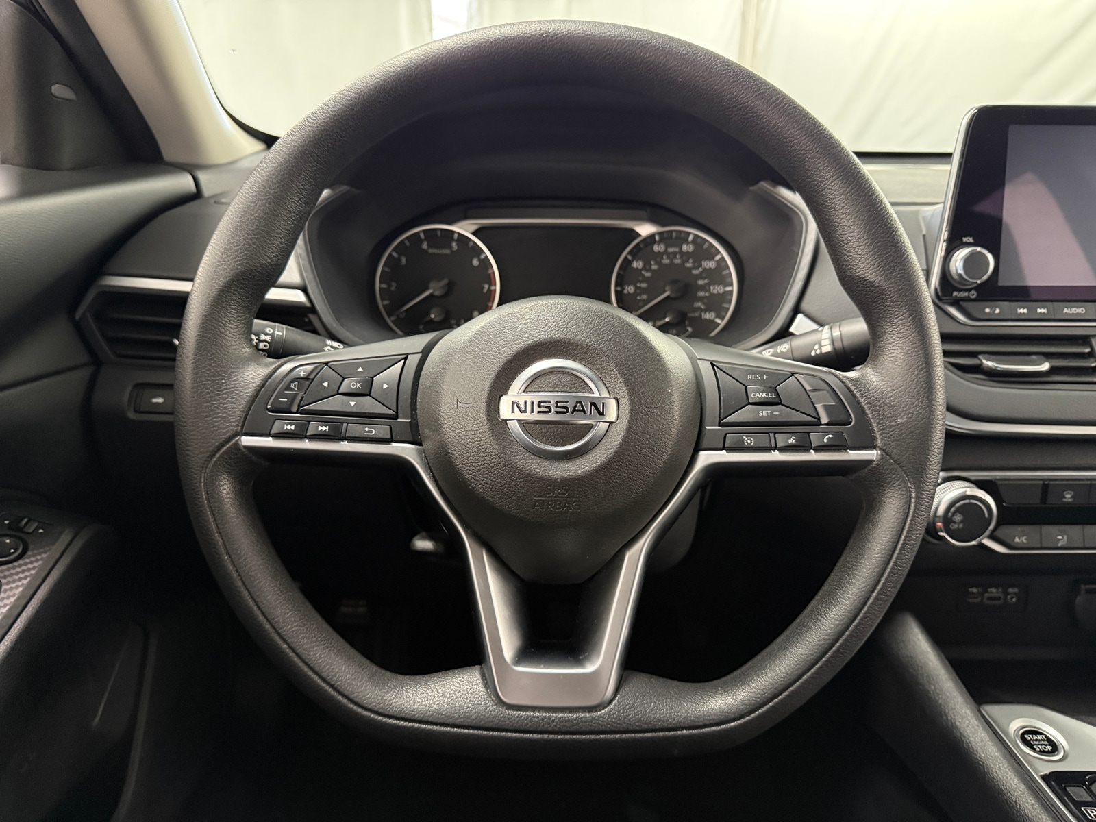 Thumbnail: 2022 Nissan Altima - 5