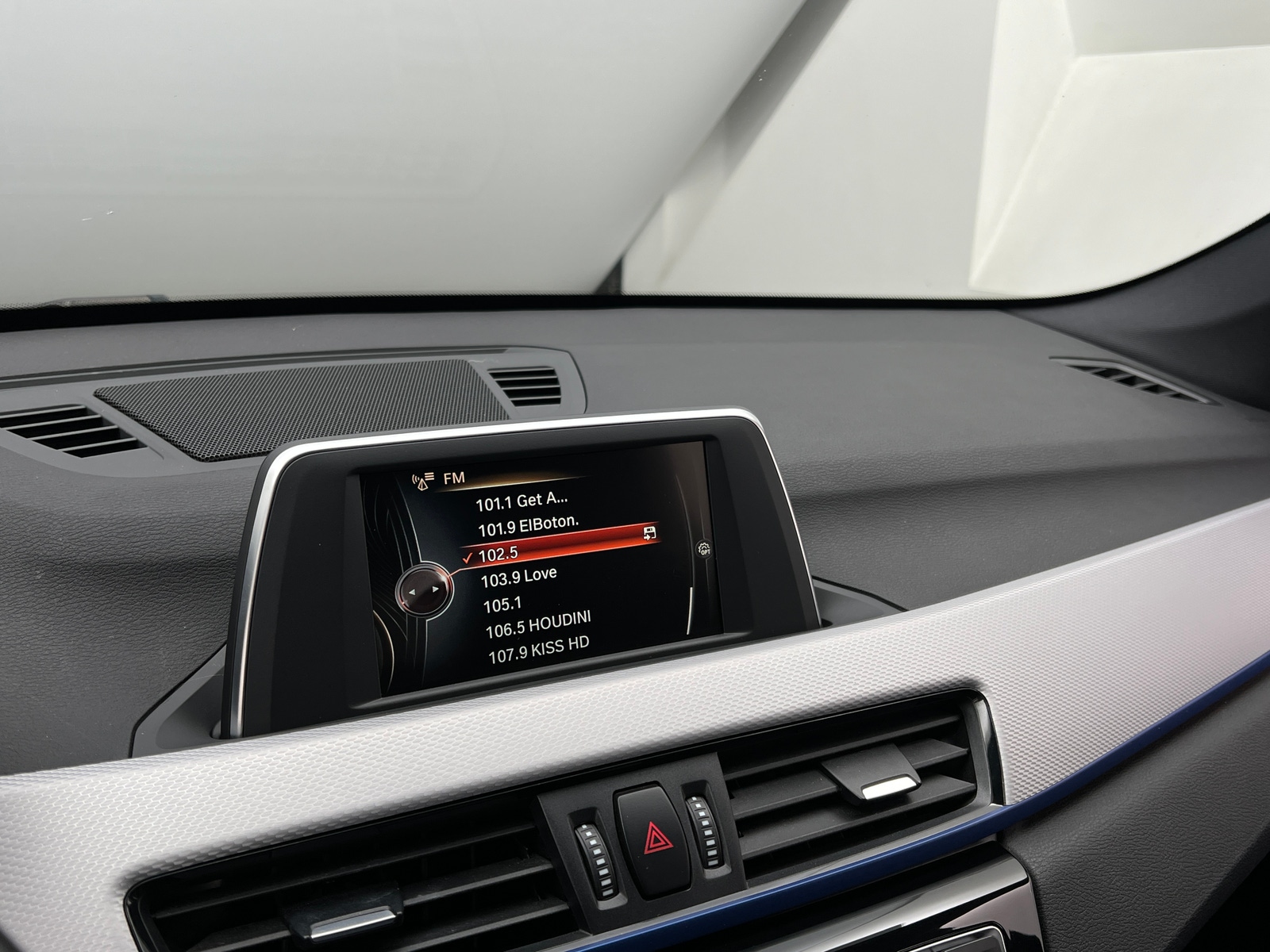 Thumbnail: 2017 BMW X1 - 3