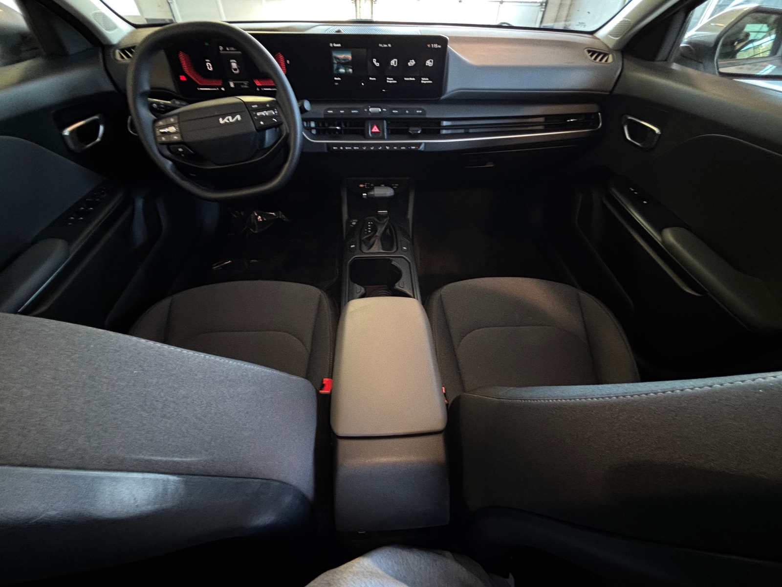 Thumbnail: 2025 Kia K4 - 3