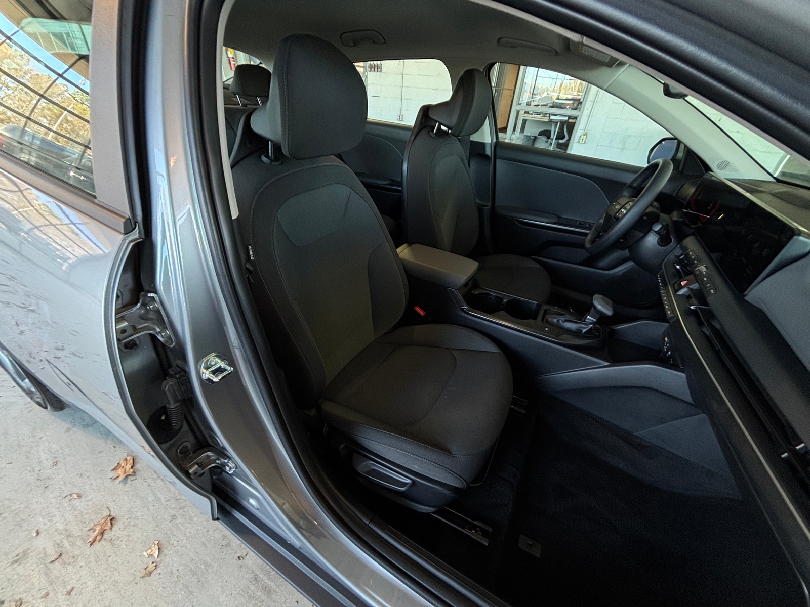 Thumbnail: 2025 Kia K4 - 2