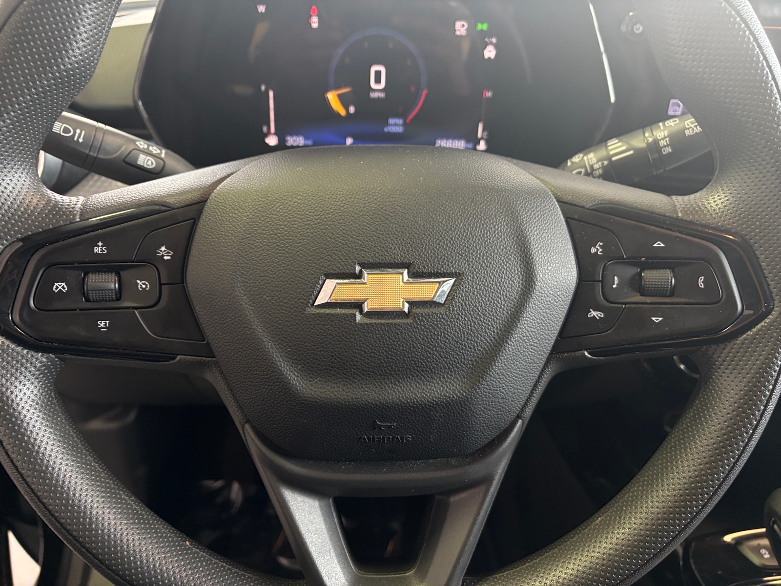 Thumbnail: 2025 Chevrolet Trax - 5