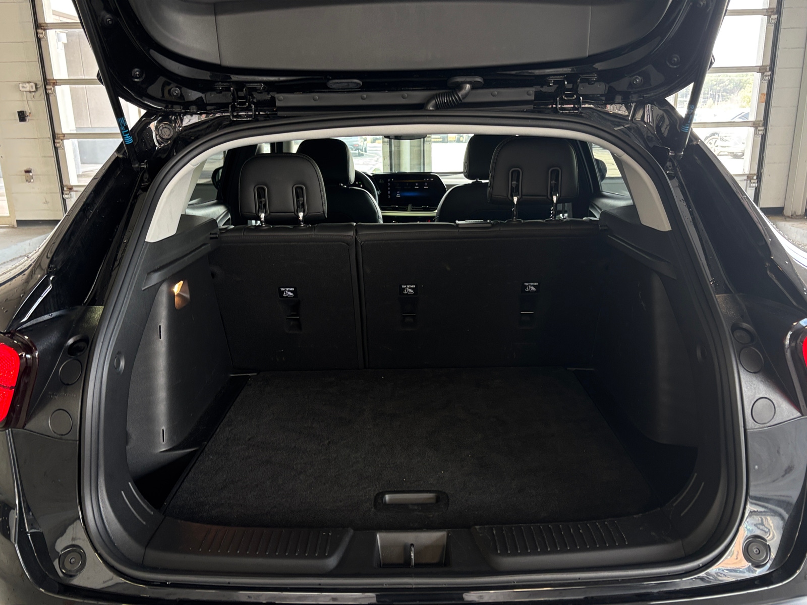 Thumbnail: 2025 Chevrolet Trax - 6