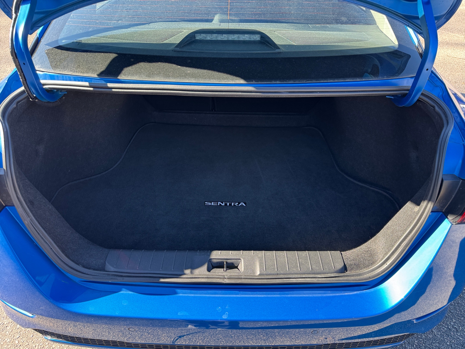 Thumbnail: 2025 Nissan Sentra - 4